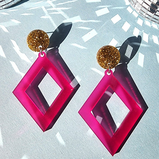 CESIA NO.4 // FROSTED MAGENTA & ASSORTED STUD COLOUR